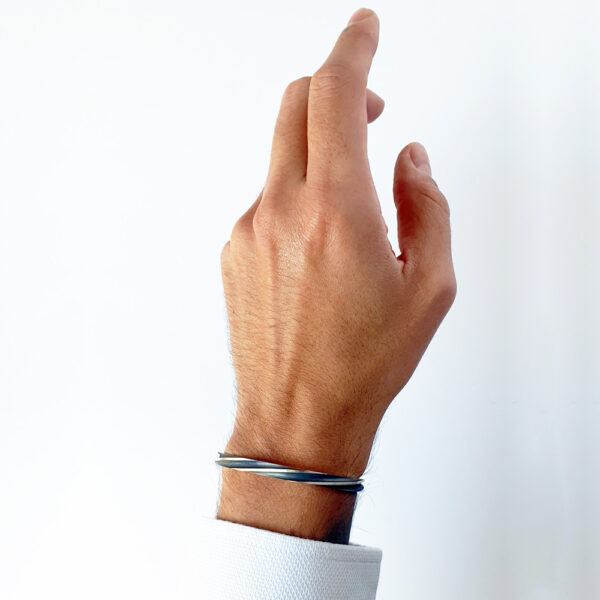 Bracelet strié 5mm patiné noir